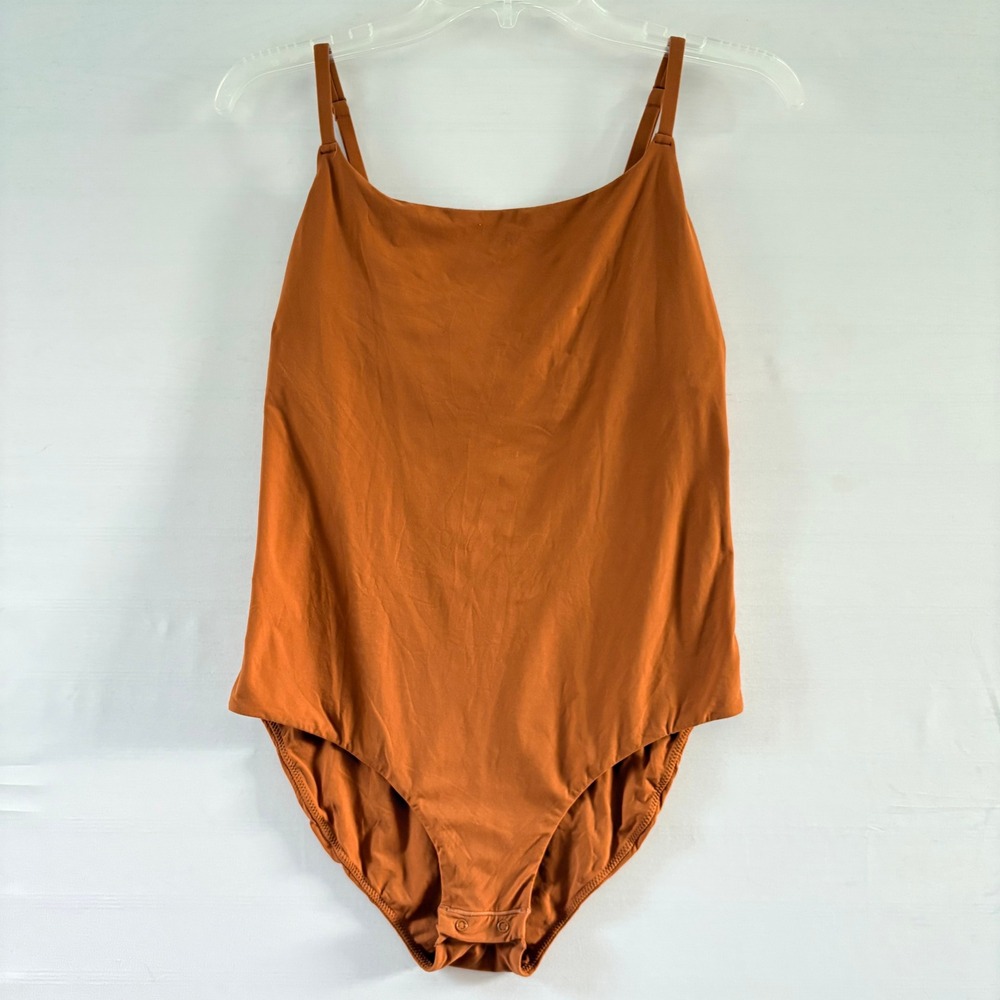 SKIMS Fits Everybody Cami Bodysuit Burnt Orange Square Neck Size Medium